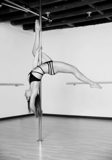 Pilates e Altro - pole-dance-001.jpg